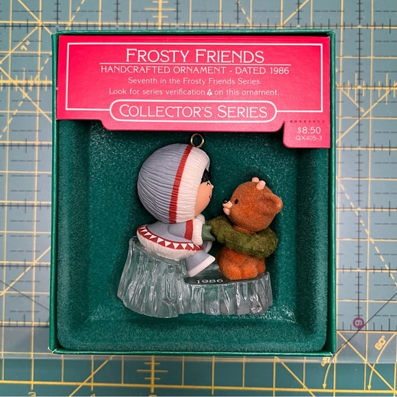 Mint Condition 1986 Frosty Friends #7 - with baby reindeer - Picture 3 of 6